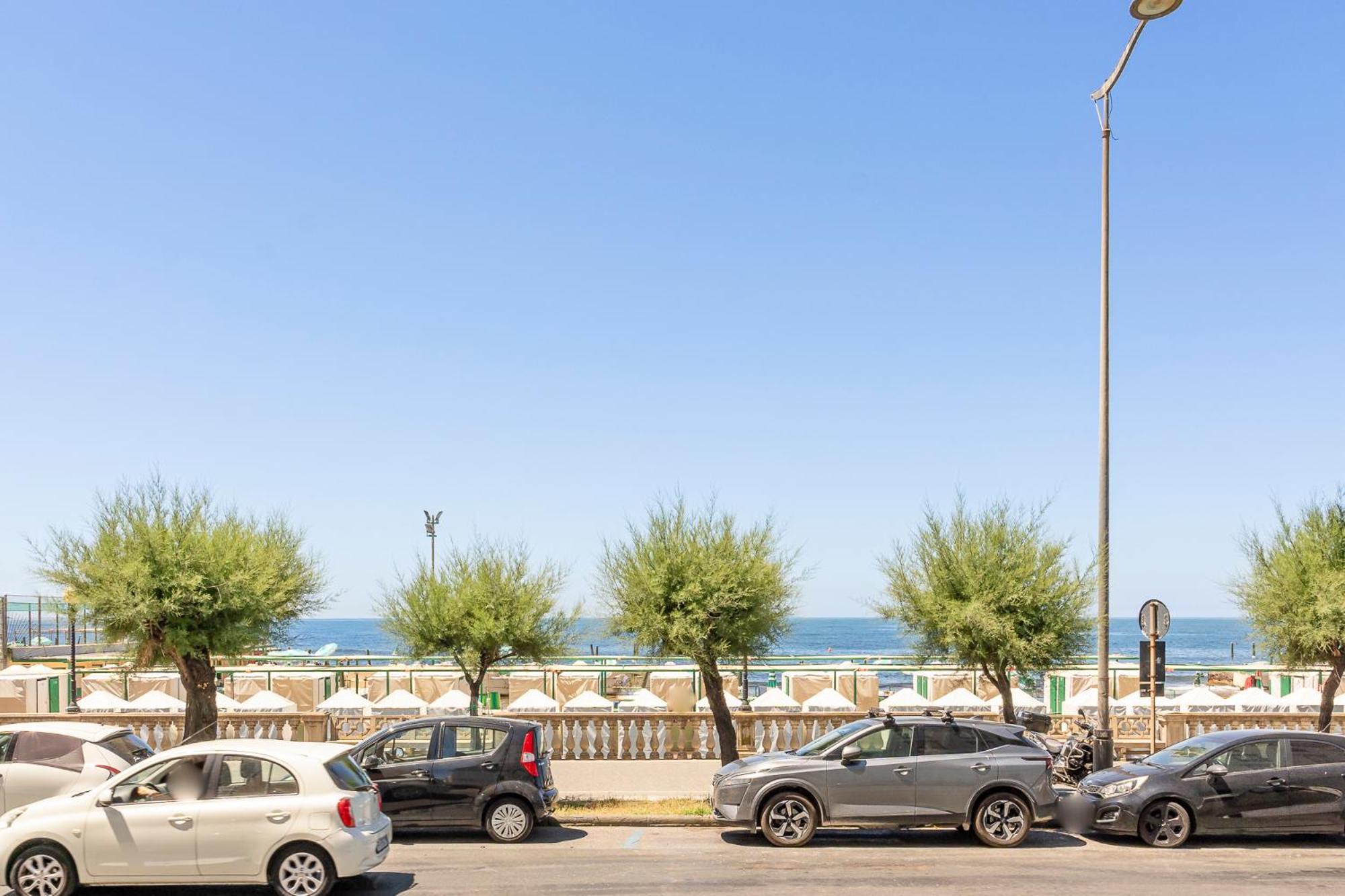 Bagni Pancaldi Sea View Apartment! Livorno Zewnętrze zdjęcie